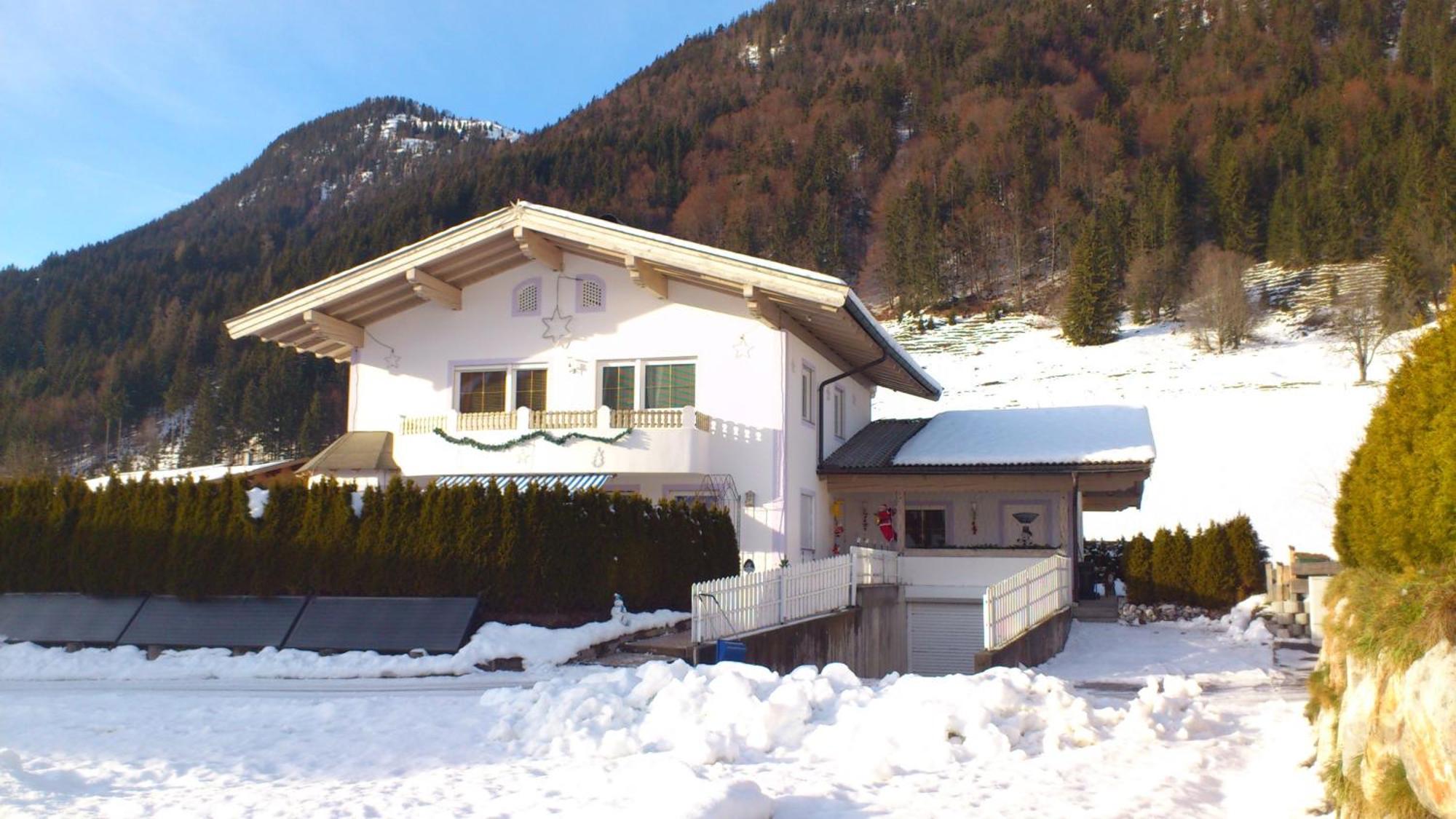 Rupert Und Jasmin Hauser Appartement *